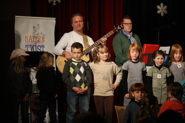 gal/2010/2010 Saitentwist Haus Fuhr Werden 4.12.Rotnasen und Gluehwangen/2010 Saitentwist Haus Fuhr Werden 4.12. Rotwangen u Gluehnasen 277.jpg